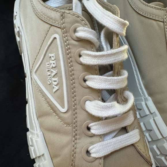 Prada platform sneaker shoes nylon.Authentic from beverly boutique. - Picture 5 of 15